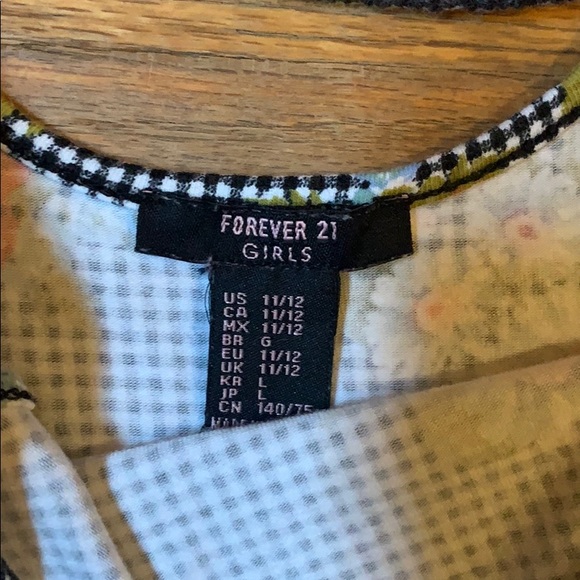 Forever 21 kids bodysuit fits a size XS💕 - Picture 2 of 3